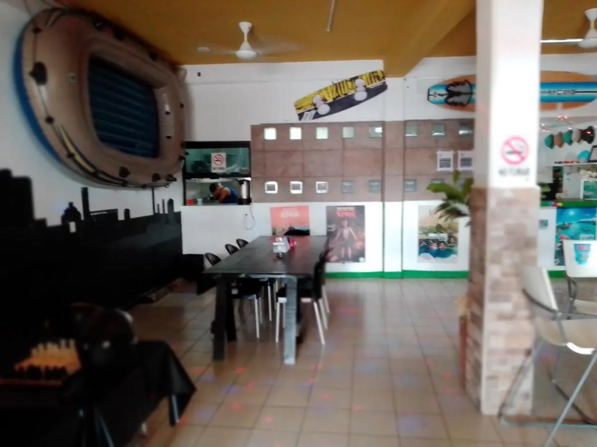 Guest house Hostal Hotel Ado Cancun Mexico