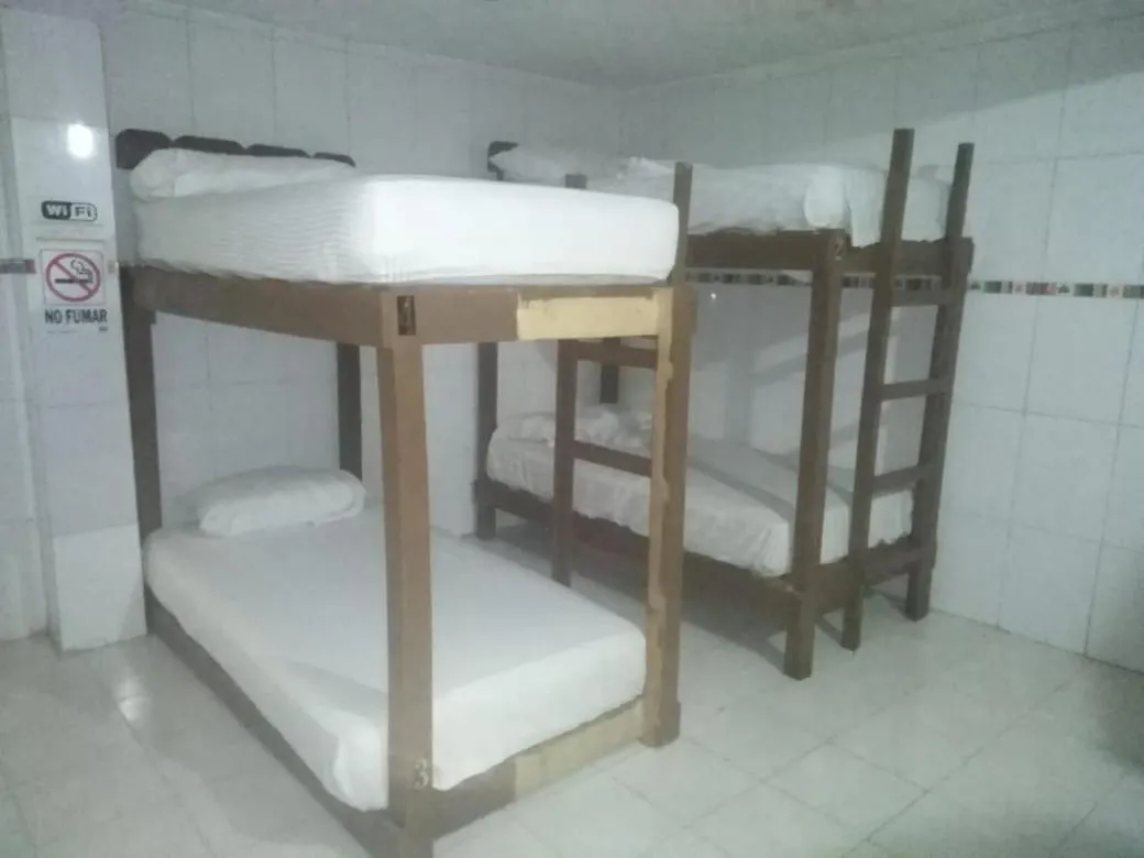 Hostal Hotel Ado Cancun Guest house